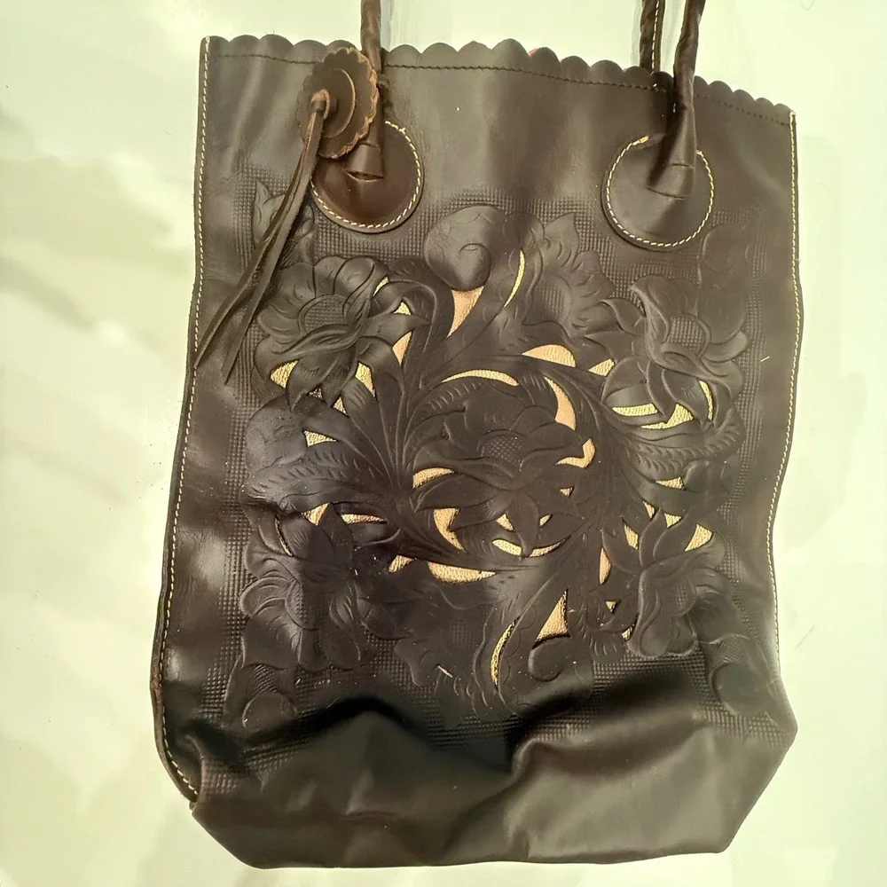 Patricia Nash Dark Brown Leather‎ Floral Cutout Scalloped Tote Bag Pink Lining